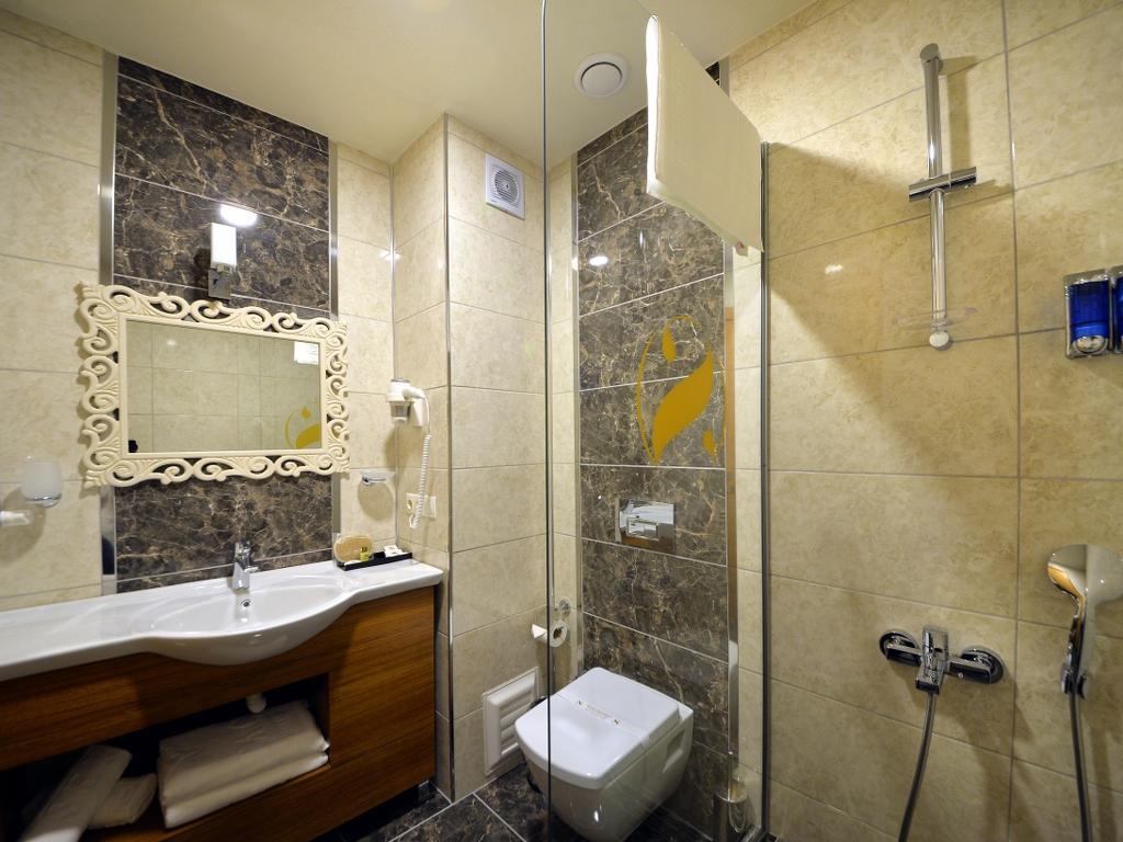 Sertac Hotel Сакария Екстериор снимка